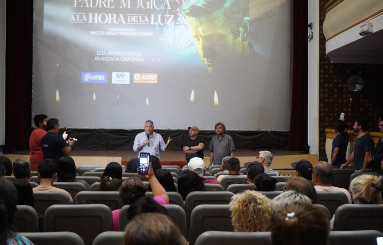 El Padre Carlos Mugica en un especial documental